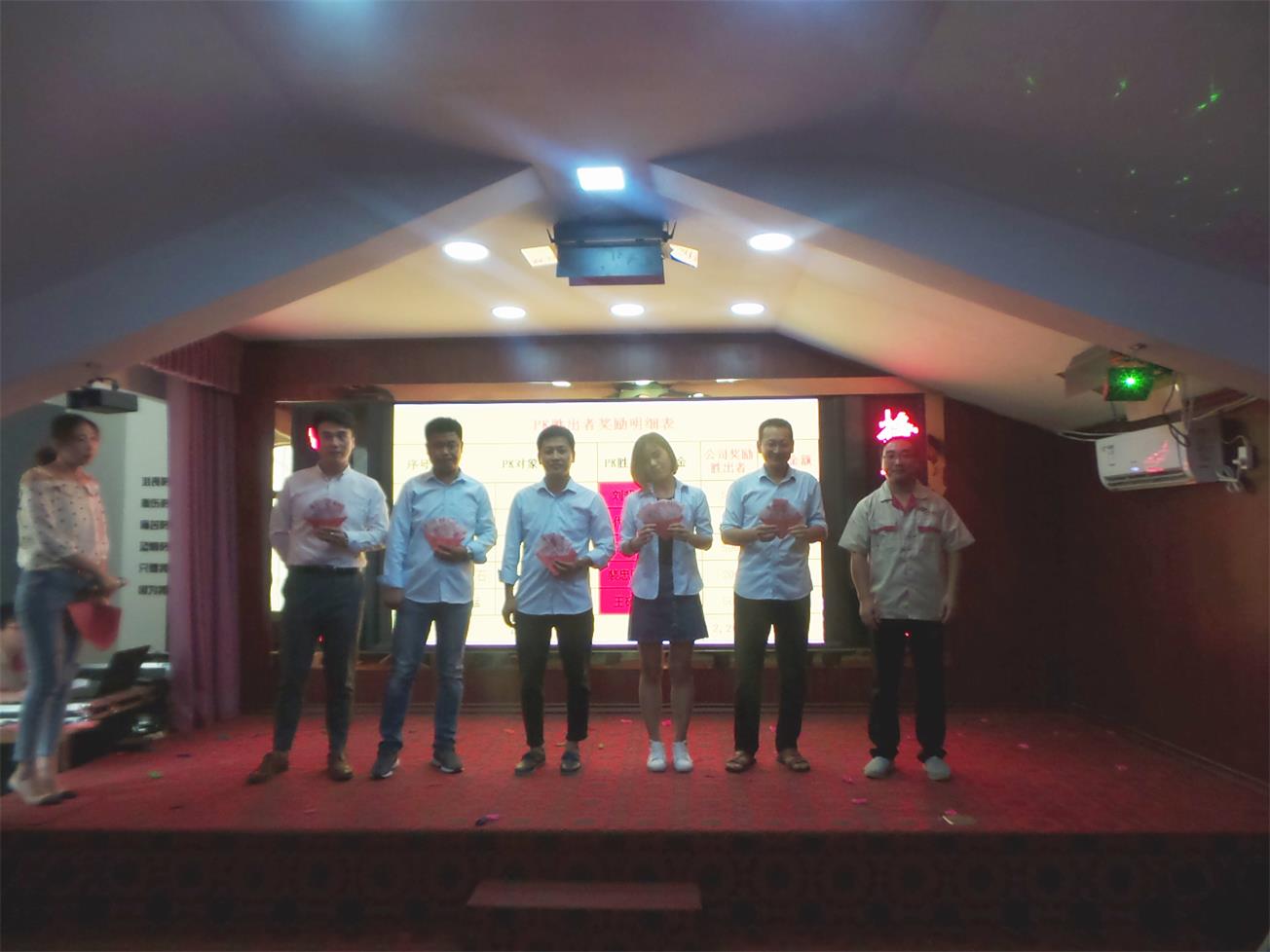 1536113586459821.jpg 1536113586459821.jpg