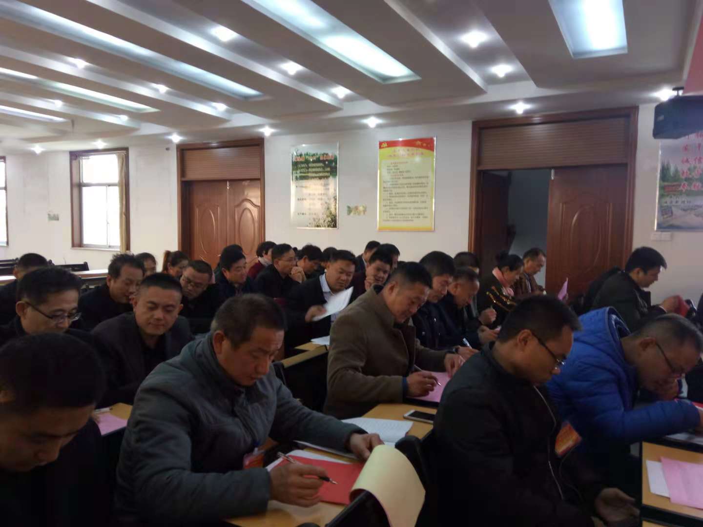 1543198016877747.jpg 1543198016877747.jpg